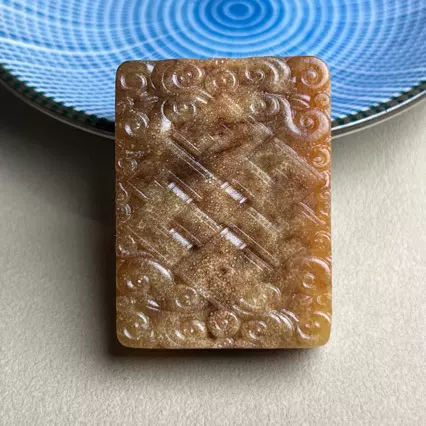 老亚披毛犀中国结吊牌标价是克价。下单前先咨询客服