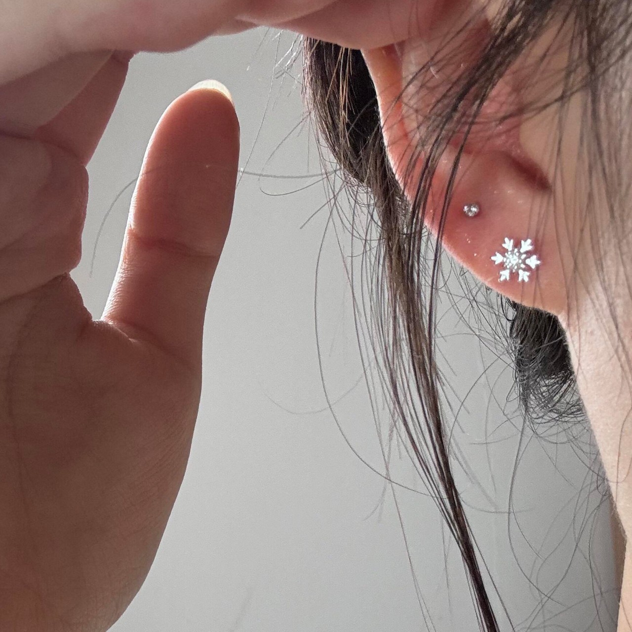 Hypoallergenic Sleep Stud Earrings In Titanium For Comfortable Wear_voghion.com