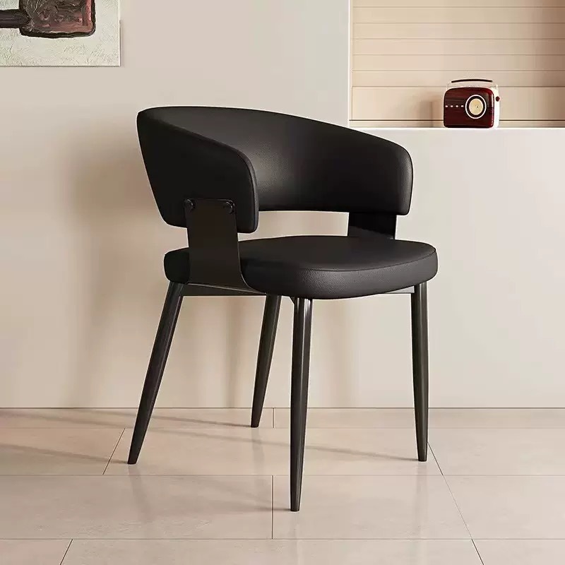 Mesa y silla de comedor minimalistas italianos 2025 nuevo estilo de lujo ligero de alto nivel sensación de respaldo casero taburetes de té silla de respaldo medieval
