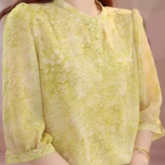 Новая рубашка в иностранном стиле для мамы 2025 года, золотистые летние топы для женщин среднего и старшего возраста, модная тонкая шифоновая рубашка с круглым вырезом