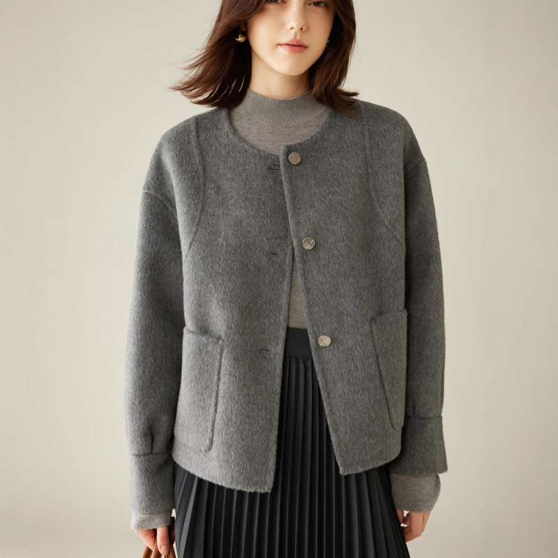 25 Autumn/Winter Chanel-Style Camel Wool Coat for Petite Women, Light Luxury Elegant Woolen Short Jacket