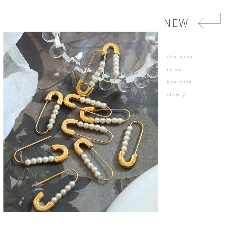 Fashion Paper Clip Titanium Steel Earrings Pearl Plating Stainless Steel Earrings 1 Pair