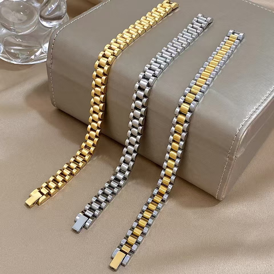 European and American Cross-Border Hot-Selling Niche Cuban Watch Chain Bracelet Couple Fashion Personality Versatile High-End Titanium Steel Bracelet