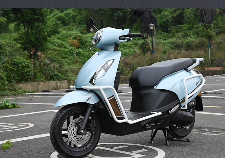 Suitable for Wuyang Honda Spacy125 motorcycle front and rear exhaust pipe guards, anti-fall bumpers, and pedal modification parts