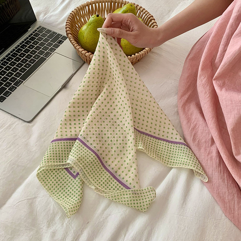 Pequeñas toallas cuadradas nuevas flores frescas coreanas simple estilo retro atmósfera sensación de pañuelo de seda bufandas decorativas