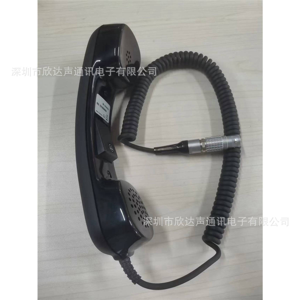 Dedicated equipment for aviation plugs, headsets, control towers, airport terminals, high-speed rail, ships, and military use, and professional intercom headsets.