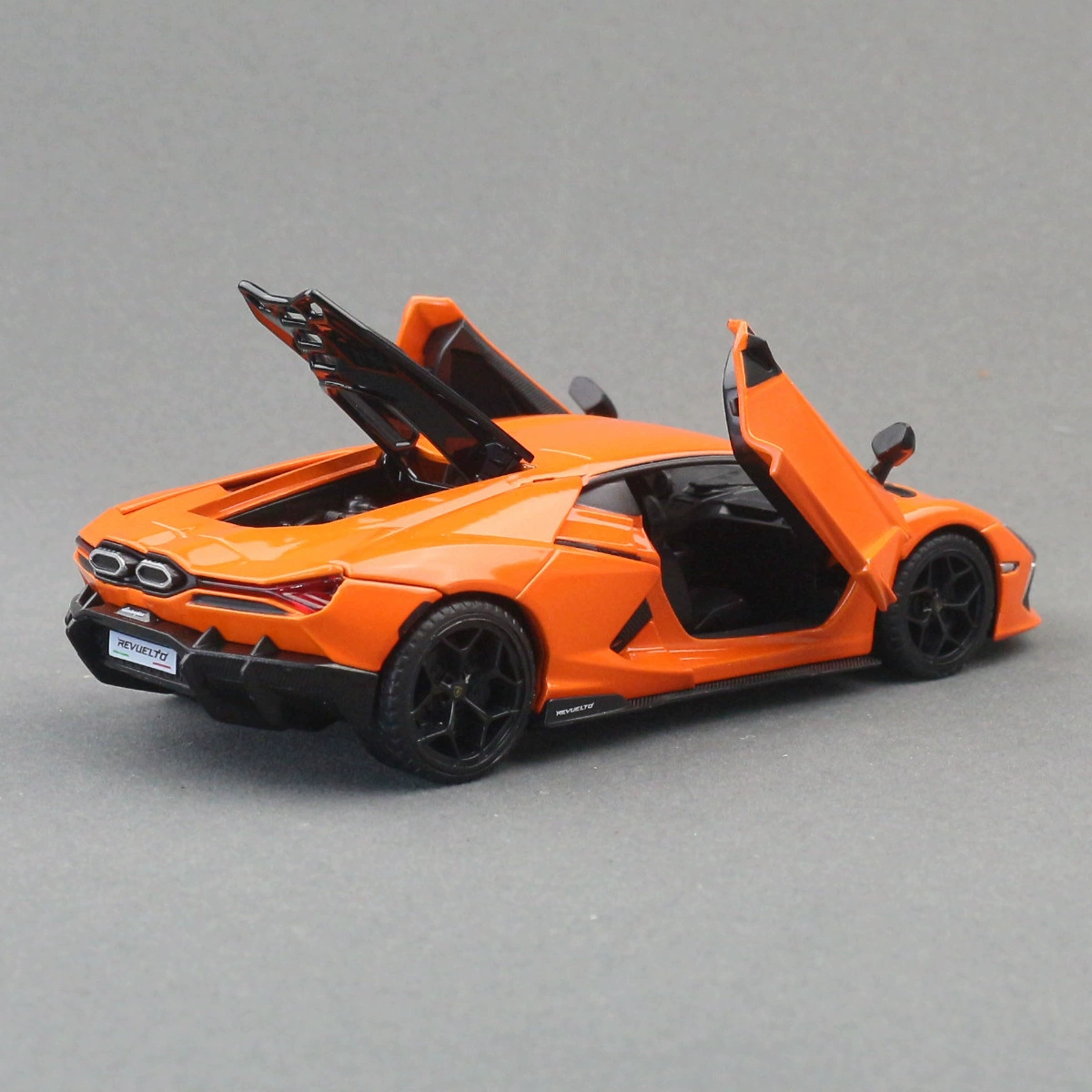 彩珀 Warrior, гоночный автомобиль, игрушечная машинка, легкосплавная модель с подсветкой и музыкой, масштаб 1:32