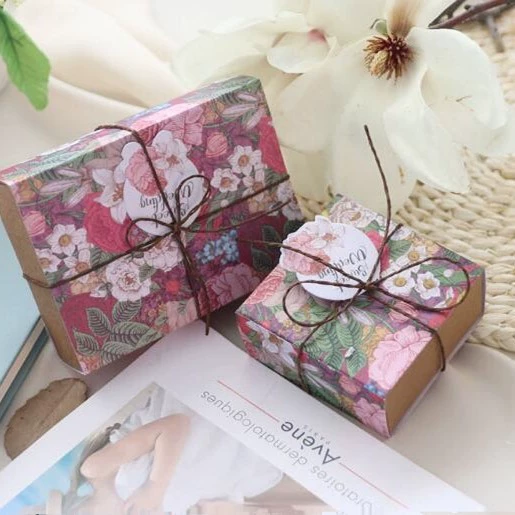 Литературные ретро цветы цветы крафт-бумажная коробка крафт-конфеты коробка с подарками для свадебных подарков пустая коробка
