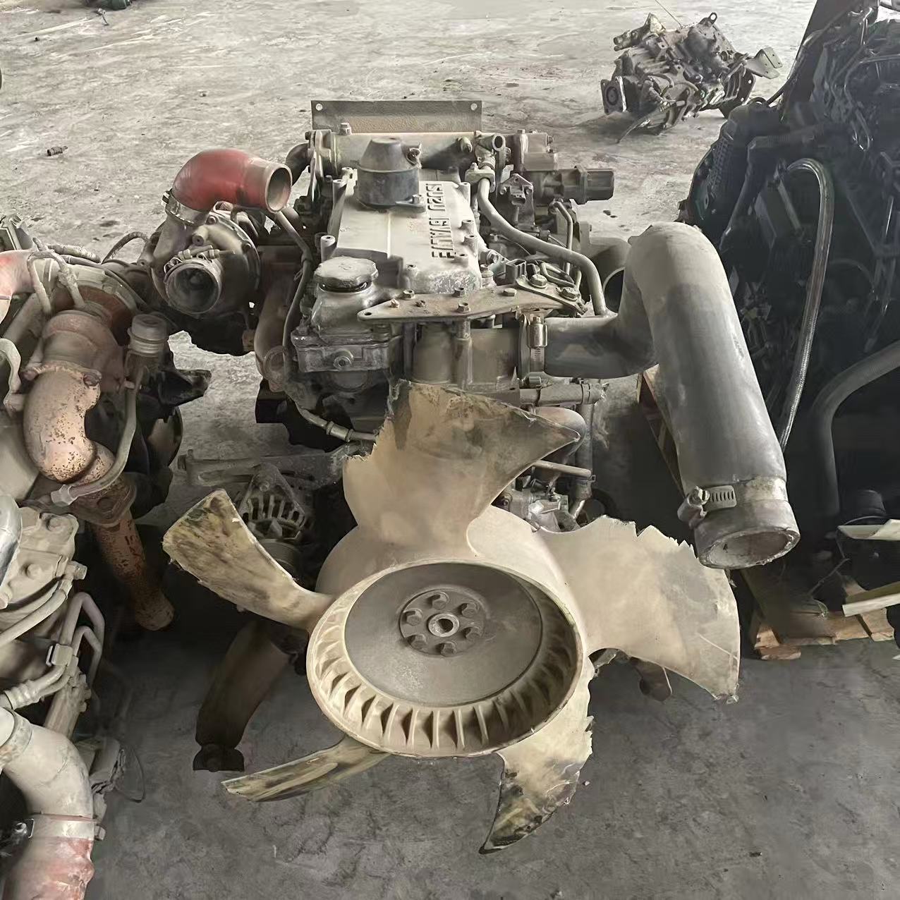 Isuzu 4Hk1.4Bg1.4Jb1.4Ja1.4Kh1.4Jg1.4Jg2.6Bg1.6Bd1 Excavator Engine
