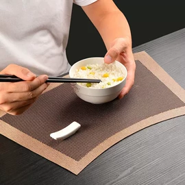 餐垫、杯垫;餐桌布艺;其他酒店用品