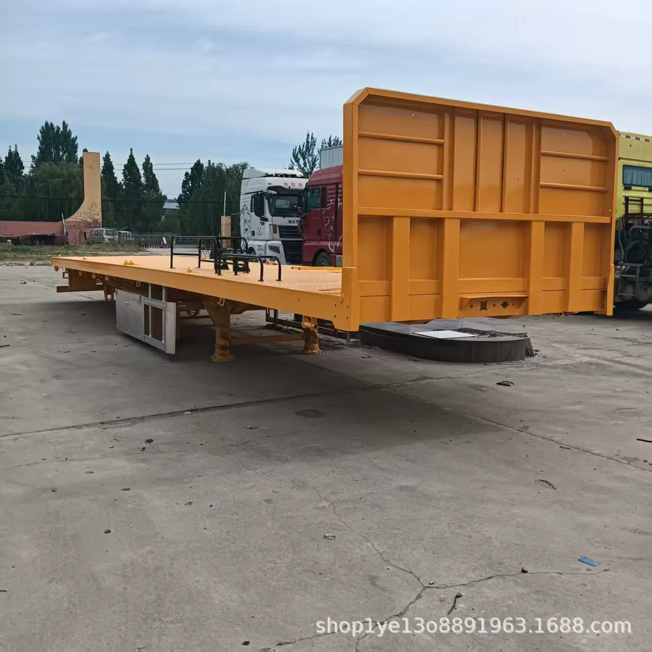 工厂出口40英尺平板半挂车 3轴平板运输半挂车 12.5米平板半挂车