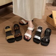 �ļ��¿�ٴ���ЬŮ����С����ȹ������ɳ̲��Ь�⴩2026ͨ�ں��