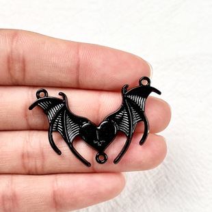 New Gothic Zinc Alloy Heart Cross Bat Wings Pendant DIY Accessories