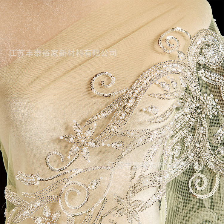 Tejido de malla beige de alta calidad flor sequinilla flor tela de malla bordada tela de boda de alta gama