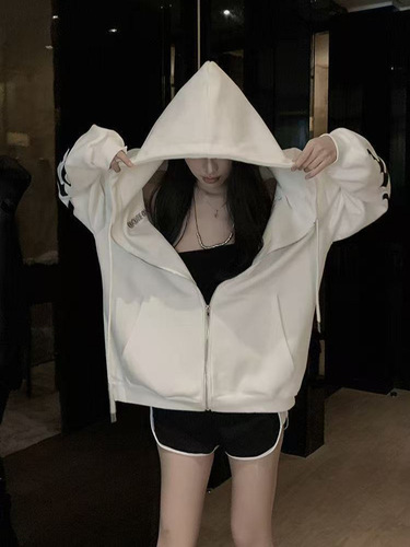 Autumn and winter trendy brand lettered fashion hooded couple sweatshirt—new arrival, high-end design, loose-fitting, plus-size women's jacket