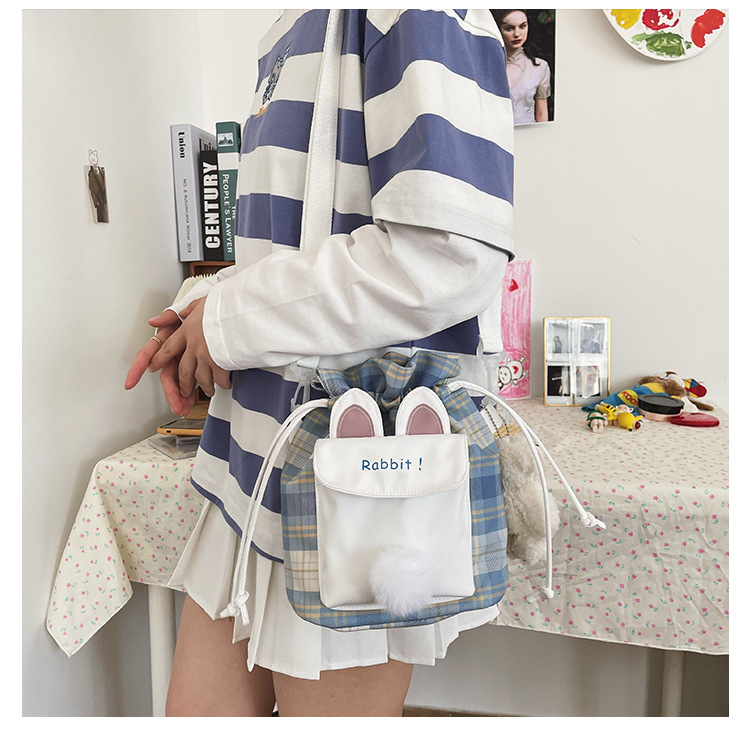 Wholesale Simple Lattice Rabbit Ear Shape Messenger Canvas Bucket Bag Nihaojewelry display picture 2