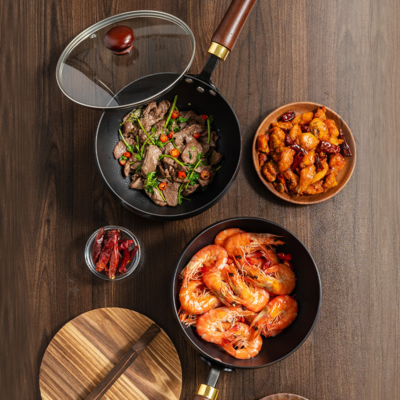 Olla de barriga grande con patrón de martillo de venta caliente de cierto sonido, olla de hierro pequeña para una persona, olla de cocina doméstica sin recubrimiento, estufa universal, wok pequeño