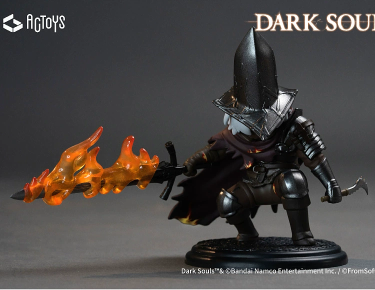 Подтверждённый подлинный слепой набор Dark Souls яйцо фігура Black Soul Knight на день рождения однокласснику