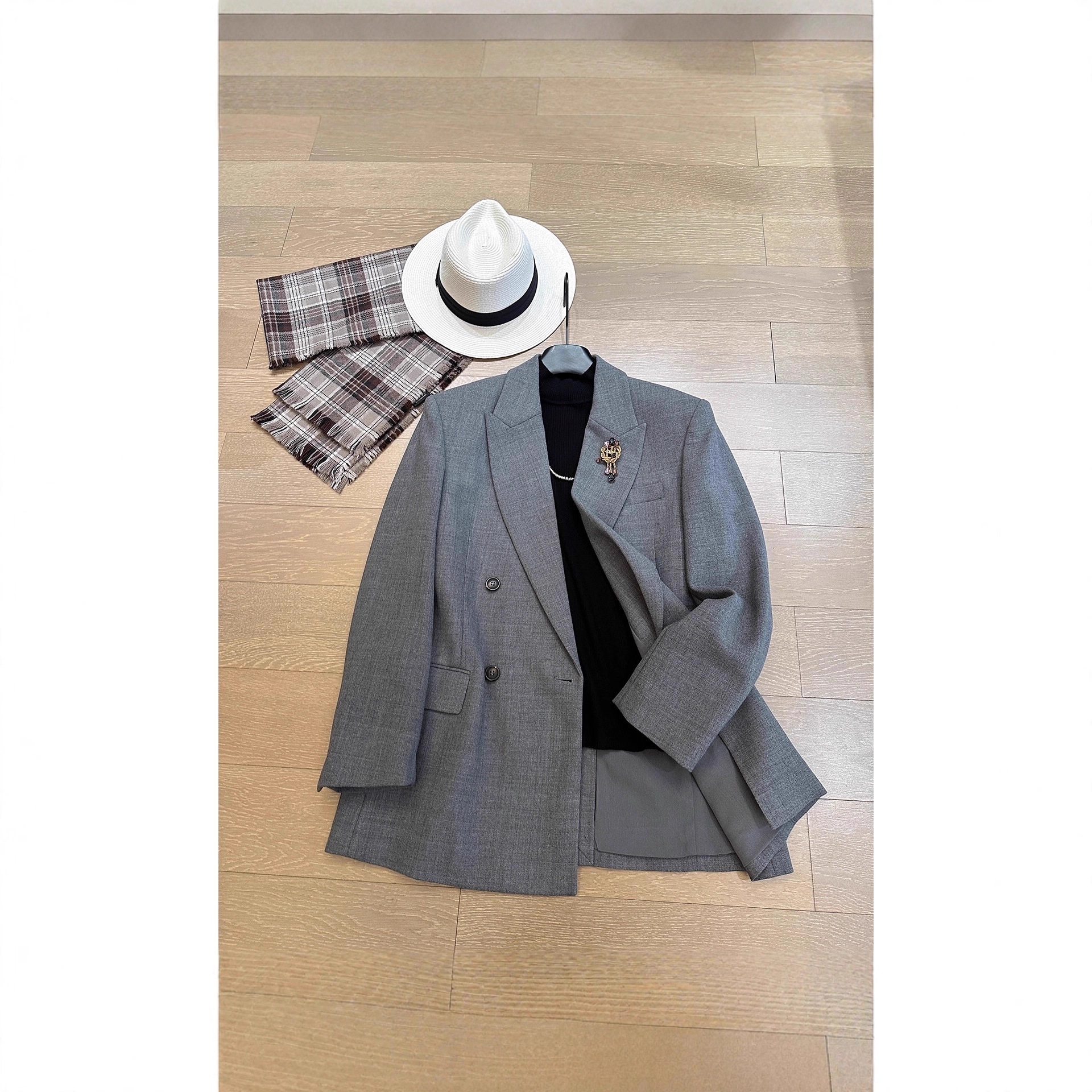 A Classic among Classics, Extremely Classy! Old Money Style B/C Normcore Heavy Wool Jacket Women's Gray Suit