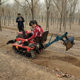 小型履带微耕机 大棚草莓开沟起垄培土机 25马力山地履带旋耕机