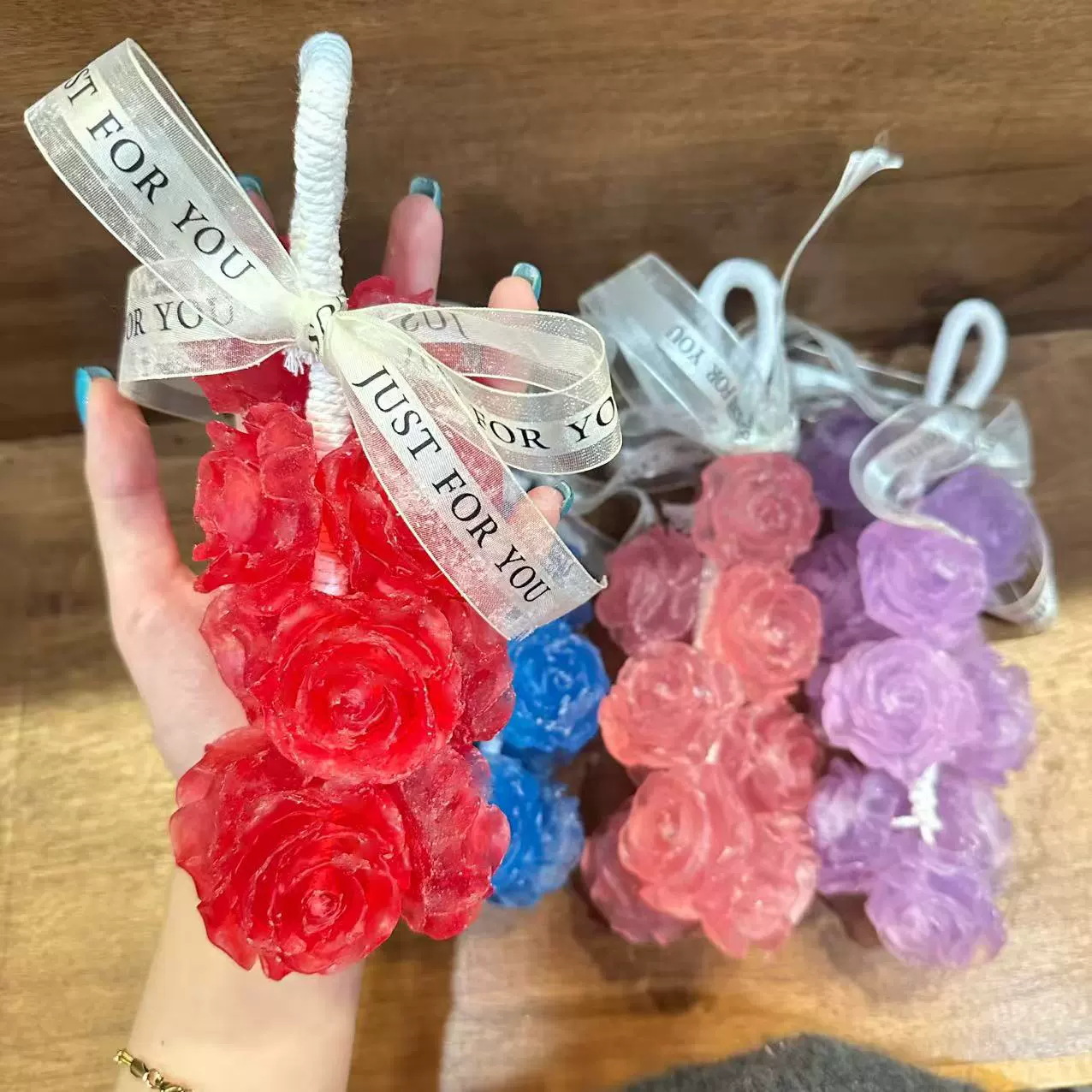 创意手工水晶玫瑰花香熏皂可沐浴洗手可作车载香薰伴手礼挂件爆款