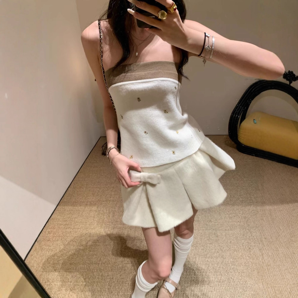 现货雪天刺绣抹胸上衣小碎花叠穿背心