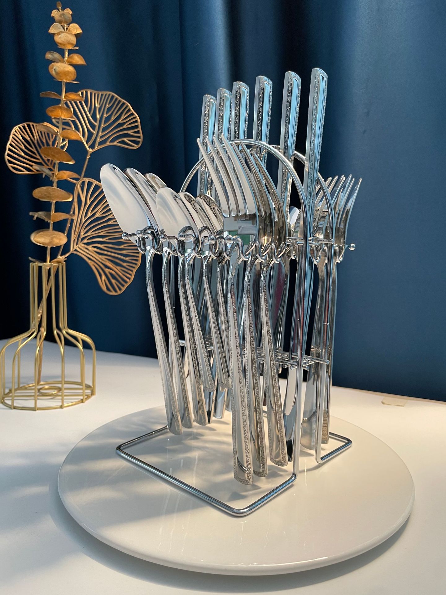 Marco de hierro en ambos lados patrón de piedra 24 piezas-plata