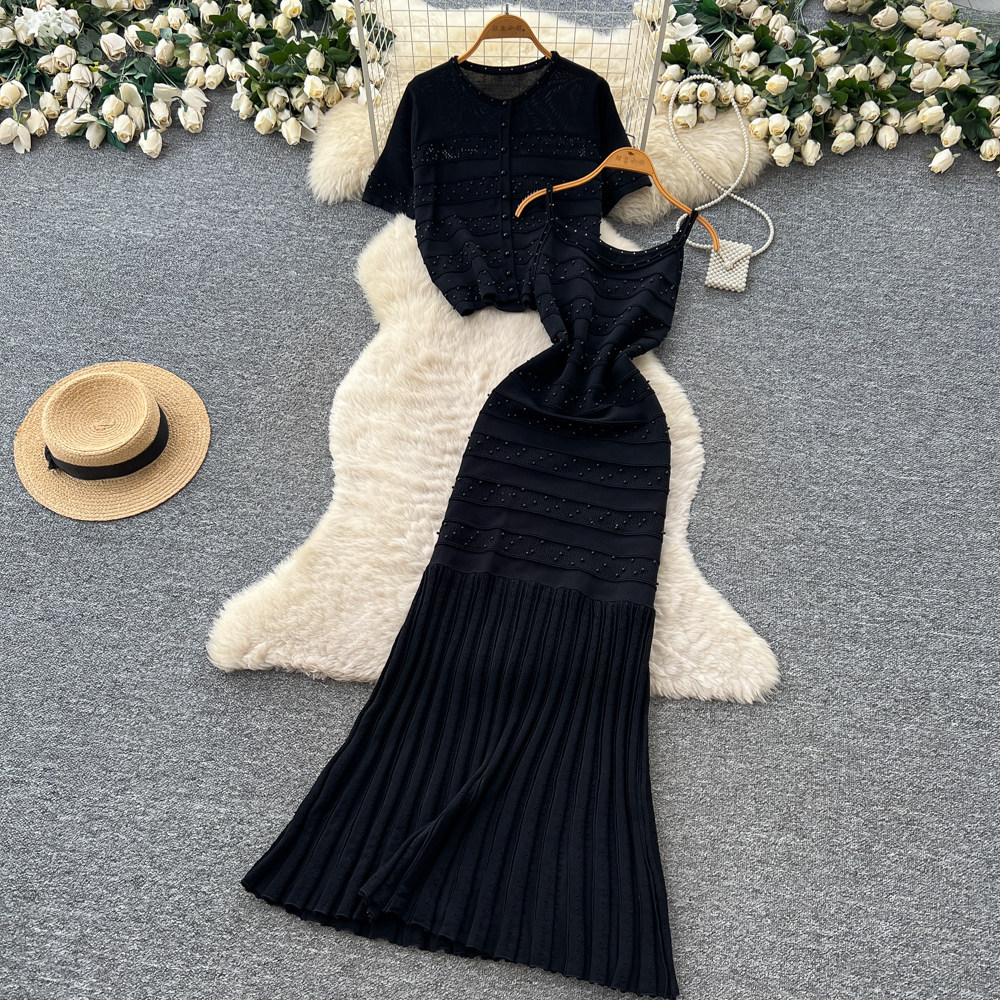 Women's Soft Pink Knit Two Piece Set Slim Fit Waist Cinching Fishtail Skirt Suit for Summer_ecoleips.com