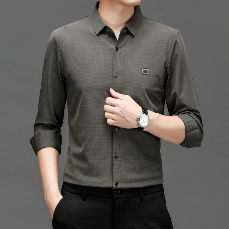 Red autumn trend shirt