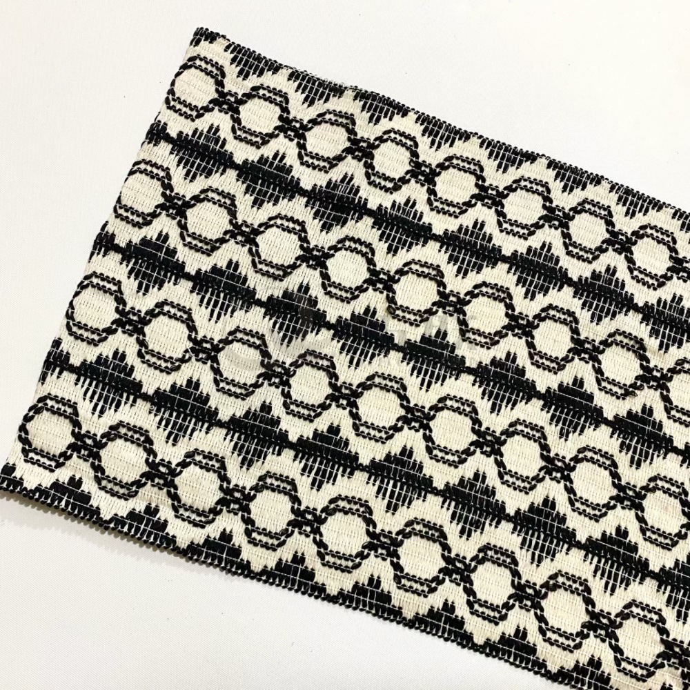 블랙 스퀘어 블랙