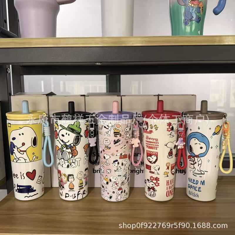 Popular Cartoon Snoopy 304 Stainless Steel Double-Layer Vacuum Insulated Cup 710ml Portable Straw Cup Popular Cartoon Snoopy 304 Stainless Steel Double-Layer Vacuum Insulated Cup 710ml Portable Straw Cup