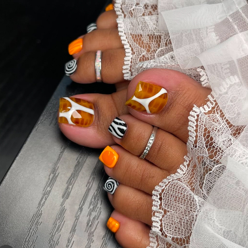 Short Square 24-Piece Autum Cross-Border Press-On Nail Pieces White Stripesd Brown Foot Nails Removable Nail Pieces