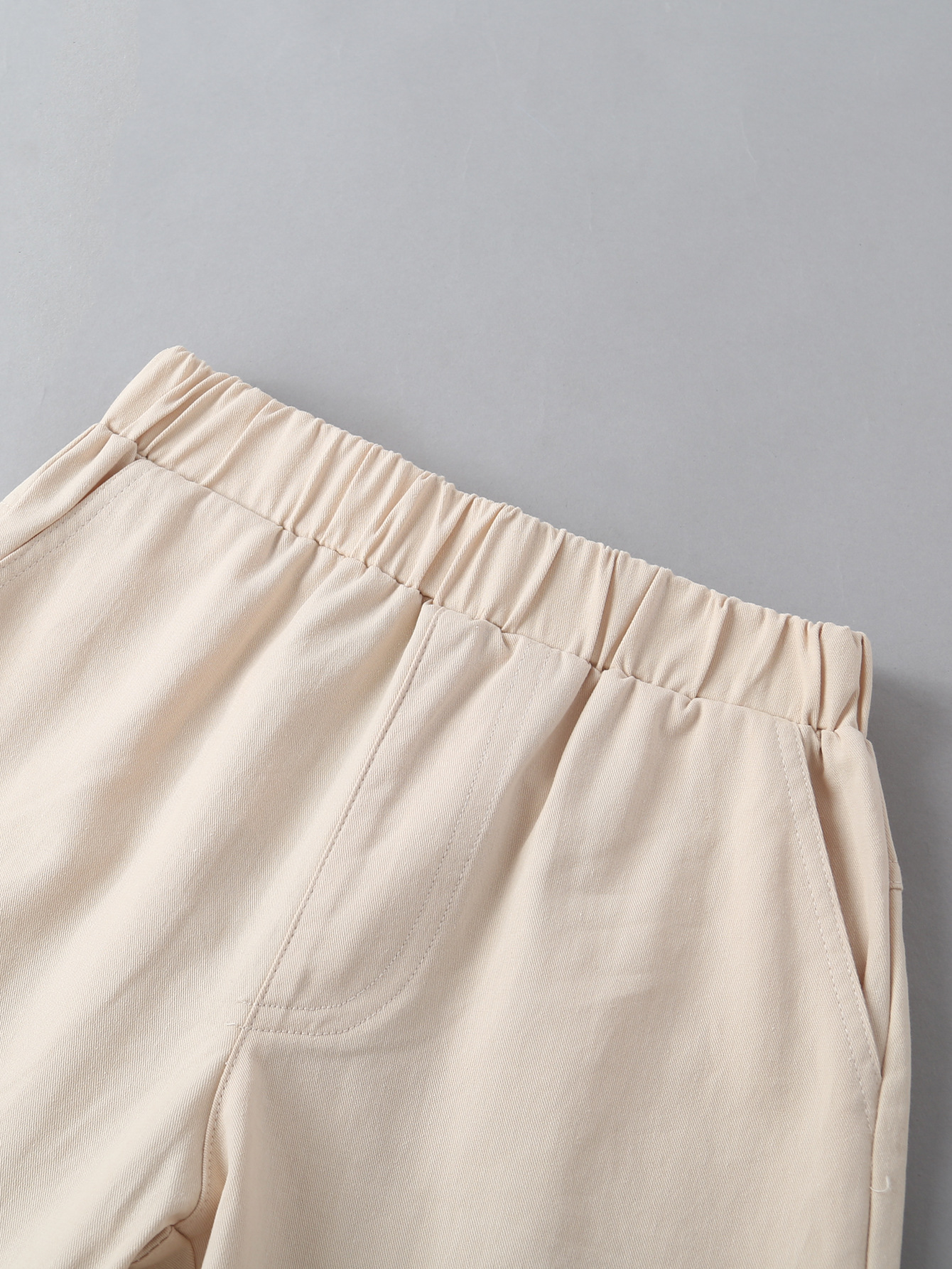 Playa padre-hijo familia traje de tres bocas traje de cuatro bocas manga de campana traje de camisa de vestir de longitud media entrega de una pieza