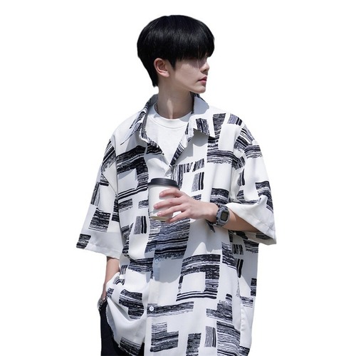 Striped Short-Sleeve Shirt for Men, Summer Style, Hong Kong-Style Lapel Youthful Top, Casual & Stylishly Designed Loose-Fit Outerwear