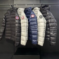 高版本大鹅秋冬新款轻薄连帽羽绒服外套时尚休闲情侣款男女同款