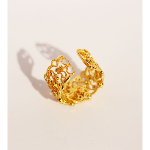 Palace style lace ring romantic retro art pattern water drop zircon hollow ancient ring 764