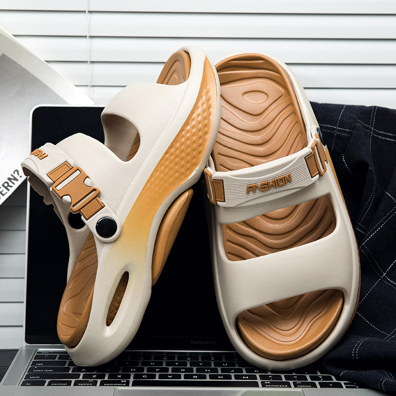 Zapatillas hombre 2025 nuevo estilo verano ropa exterior antideslizante pisando heces sandalias de suela gruesa conducción al aire libre sandalias de playa de doble uso