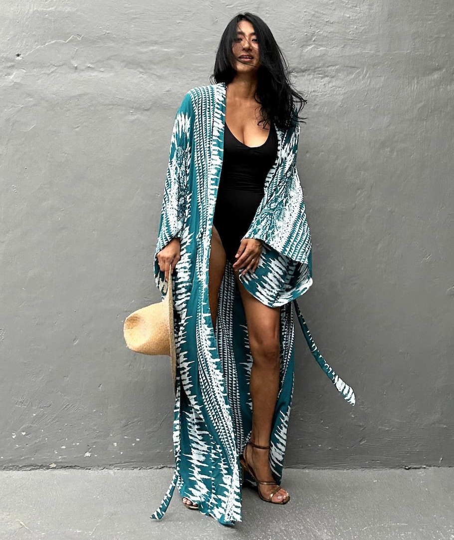 European And American Rayon Water Print Beach Cover up Sexy Loose Cardigan Swimsuit Bikini for Women_ecoleips.com