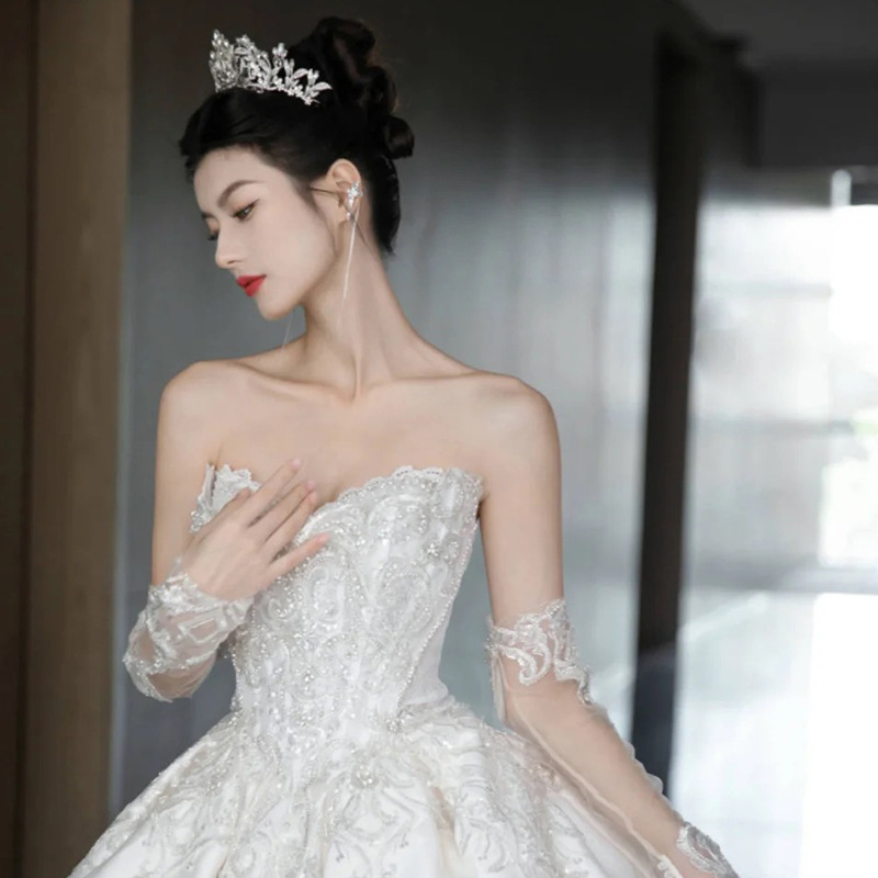 2026 nuevo vestido de novia satén texturas de alta calidad francesa retrógrada de pecho vestido de salida verano D113 image 9