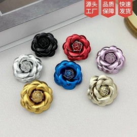 胸针;项链;领结/领花