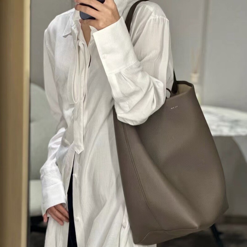 High-End Version of The*Row Commuter High-End Normcore First-Layer Cowhide Bucket Bag Tote Large-Capacity Shoulder Bag Trendy