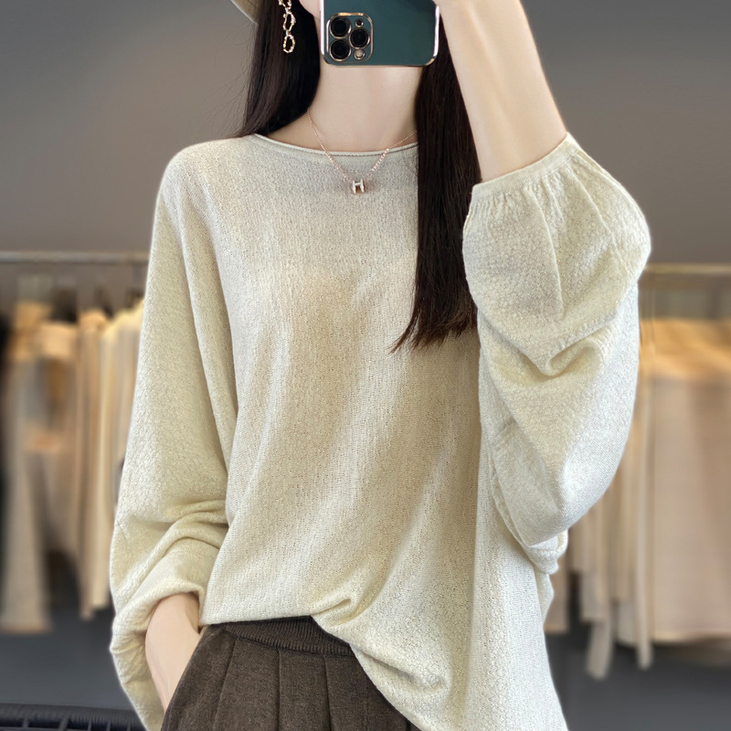 M beige