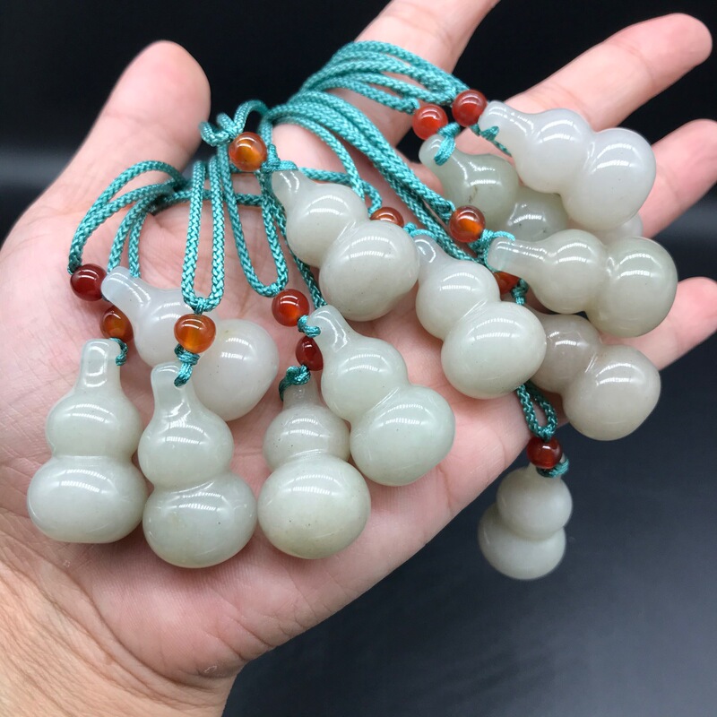 Inner Mongolia She Taicui Jade Gourd Pendant She Taicui Ping An Buckle Pendant Jade Jewelry Live Supply