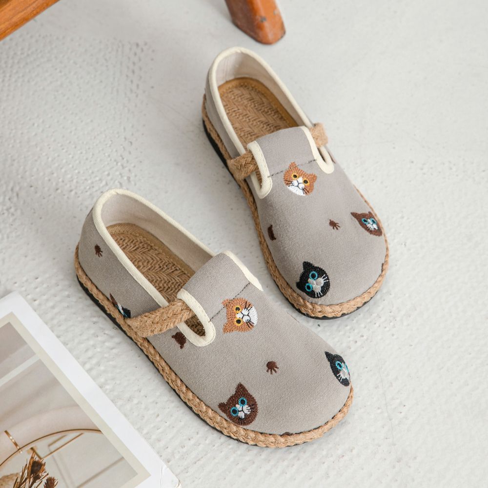 可爱卡通手工小猫咪老北布鞋女学院风透气吸汗软底一脚蹬单鞋子