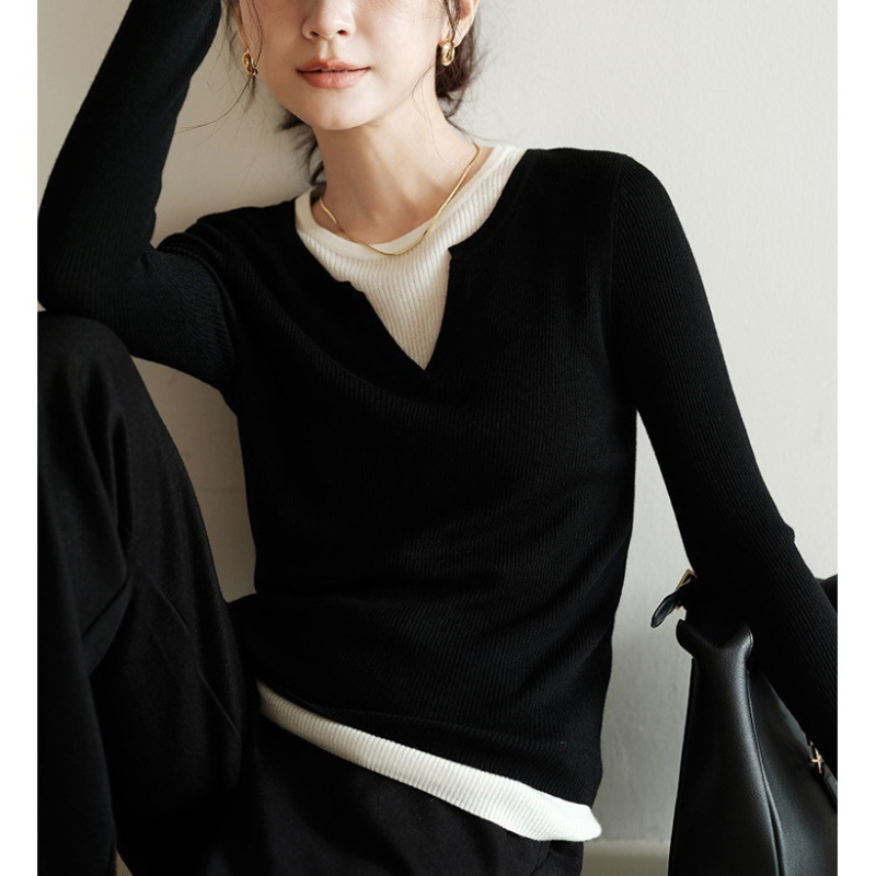Superfine Sheep Wool Color Contrast Fake Two-Piece Long-Sleeved Elegant Knitted Sweater with Base Sweater Superfine Sheep Wool Color Contrast Fake Two-Piece Long-Sleeved Elegant Knitted Sweater with Base Sweater