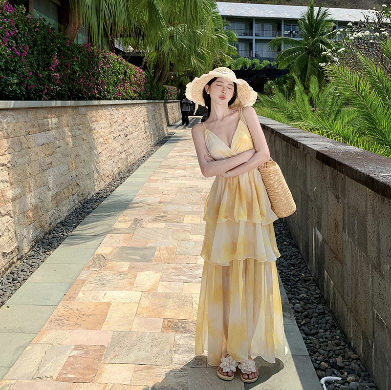 Summer Seaside Holiday Beach Long Dress French Floral Sling Dress Women's Atmosphere Sunset Fairy Cake Dress