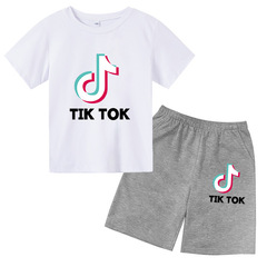 夏季潮流印花兒童套裝 男童女童運動T恤寬鬆多彩T恤短袖+短褲