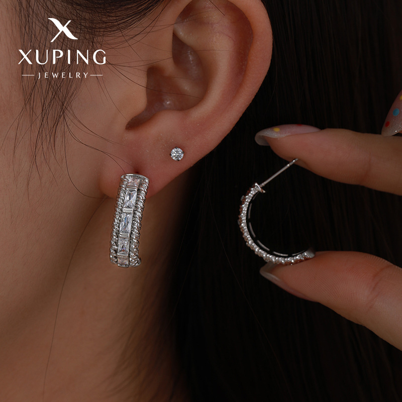 Xuping joyas nuevas gemas artificiales en forma de C pendientes de orejas mujeres lujosas atmósfera europea y americana pendientes de nicho