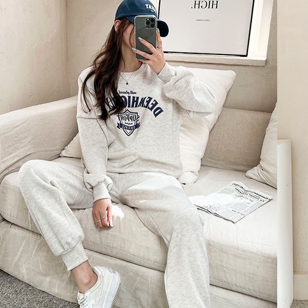 2025 Autumn and Winter Thickened Korean Sports and Casual Suit Women's Fashionable Slim Sweatshirt Wide Leg Pants Two-Piece Trendy Set