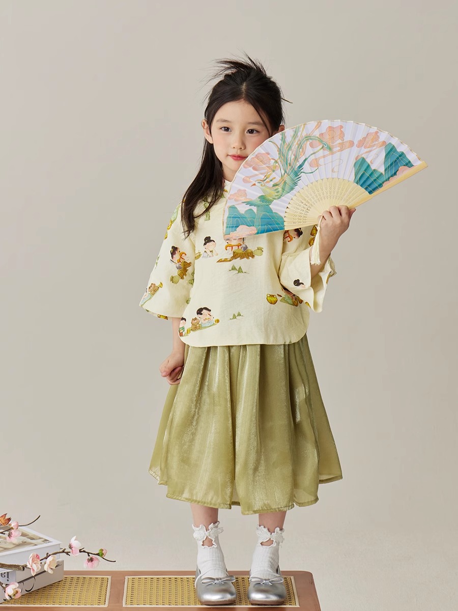 Trajes de niñas hanfu primavera 2026 vestido nuevo estilo chino para niños estilo nacional primavera y otoño dos piezas juego de primavera y otoño